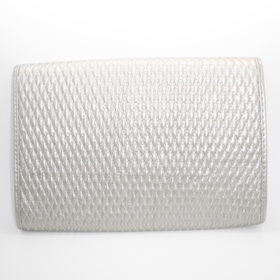 urban-expressions-libby-clutch-silver-3_1562916706