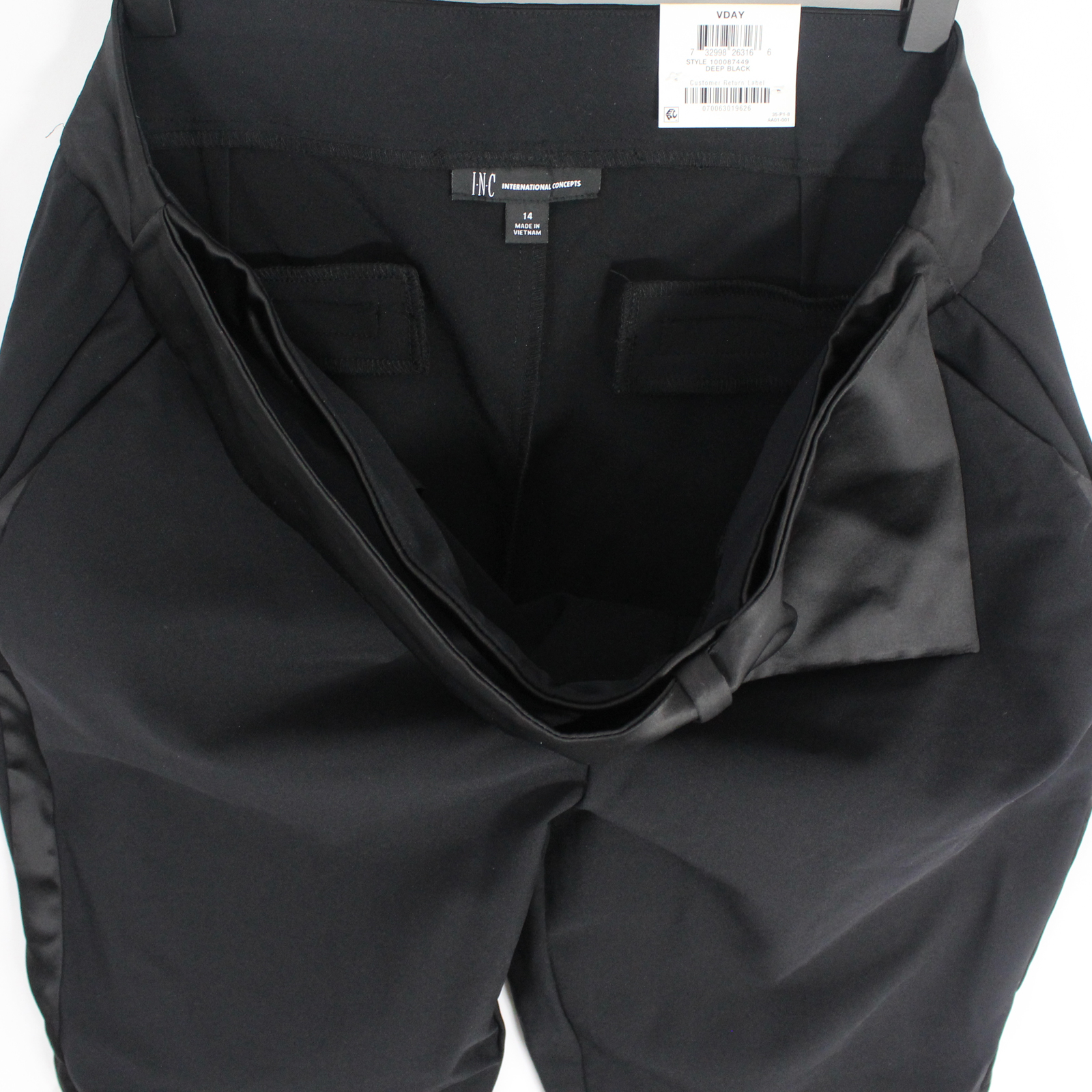 INC INTERNATIONAL Bow Tapered Stretchy Pull-on Black Pants - Size 14 INC INTERNATIONAL Bow Tapered Stretchy Pull-on Black Pants - Size 14
