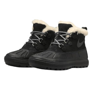 NIKE Woodside Chukka Sherpa Lined Round Toe Pull Tab Black Ankle Boot - Size 8